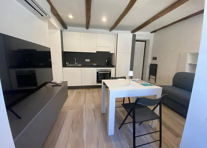 La Maschera דירה